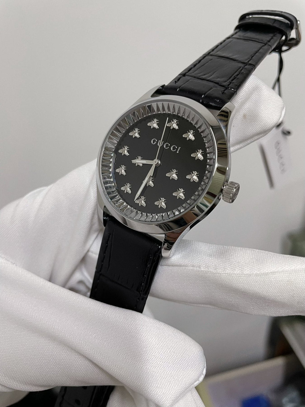 Gucci Black Bee Dial Watch