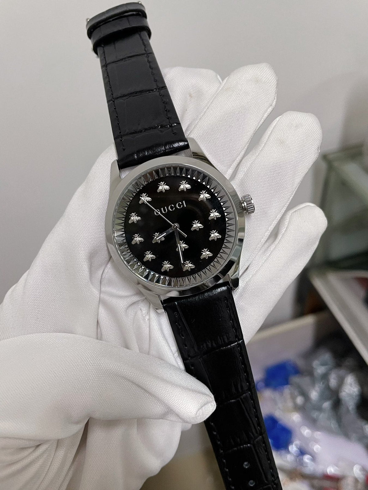 Gucci Black Bee Dial Watch