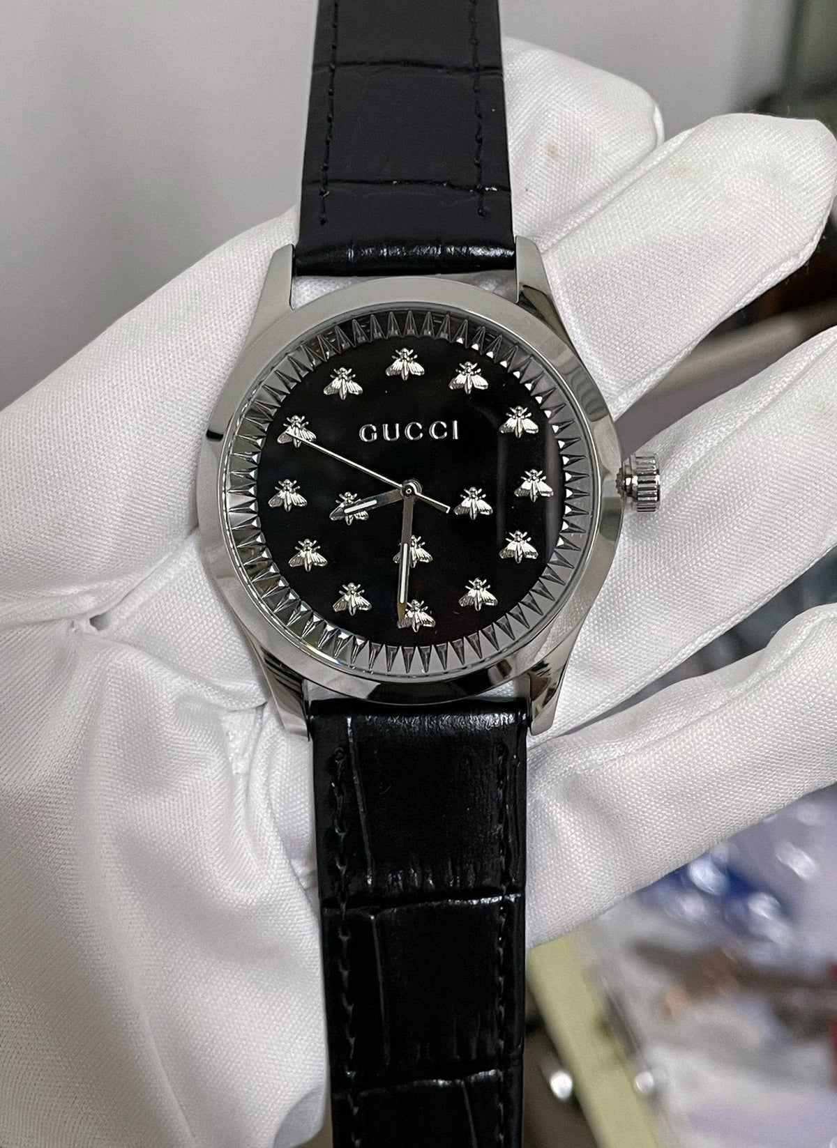 Gucci Black Bee Dial Watch