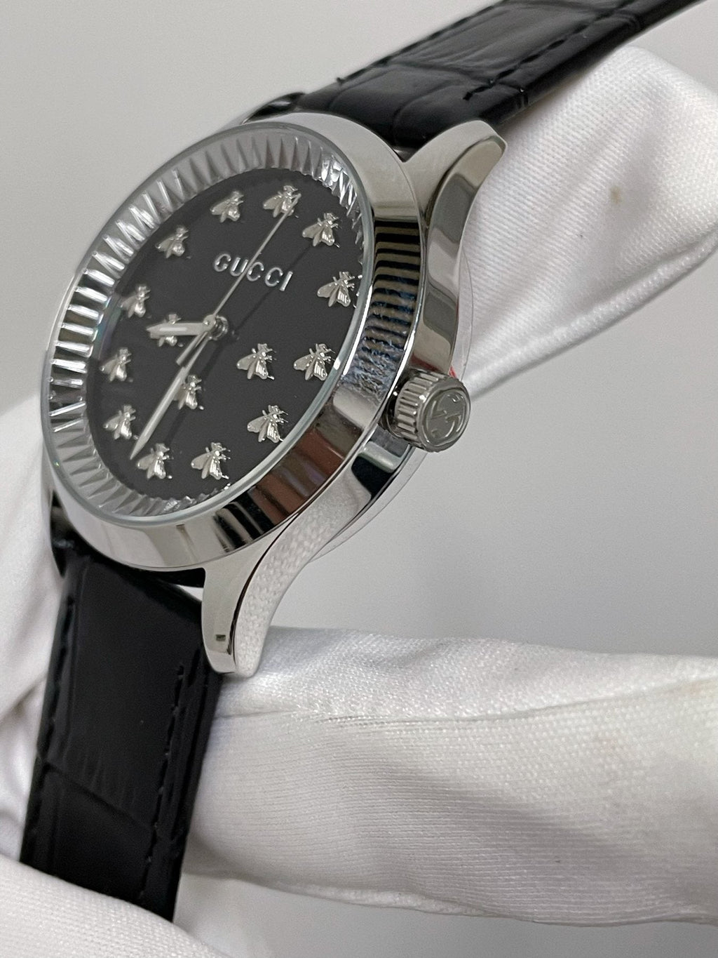 Gucci Black Bee Dial Watch