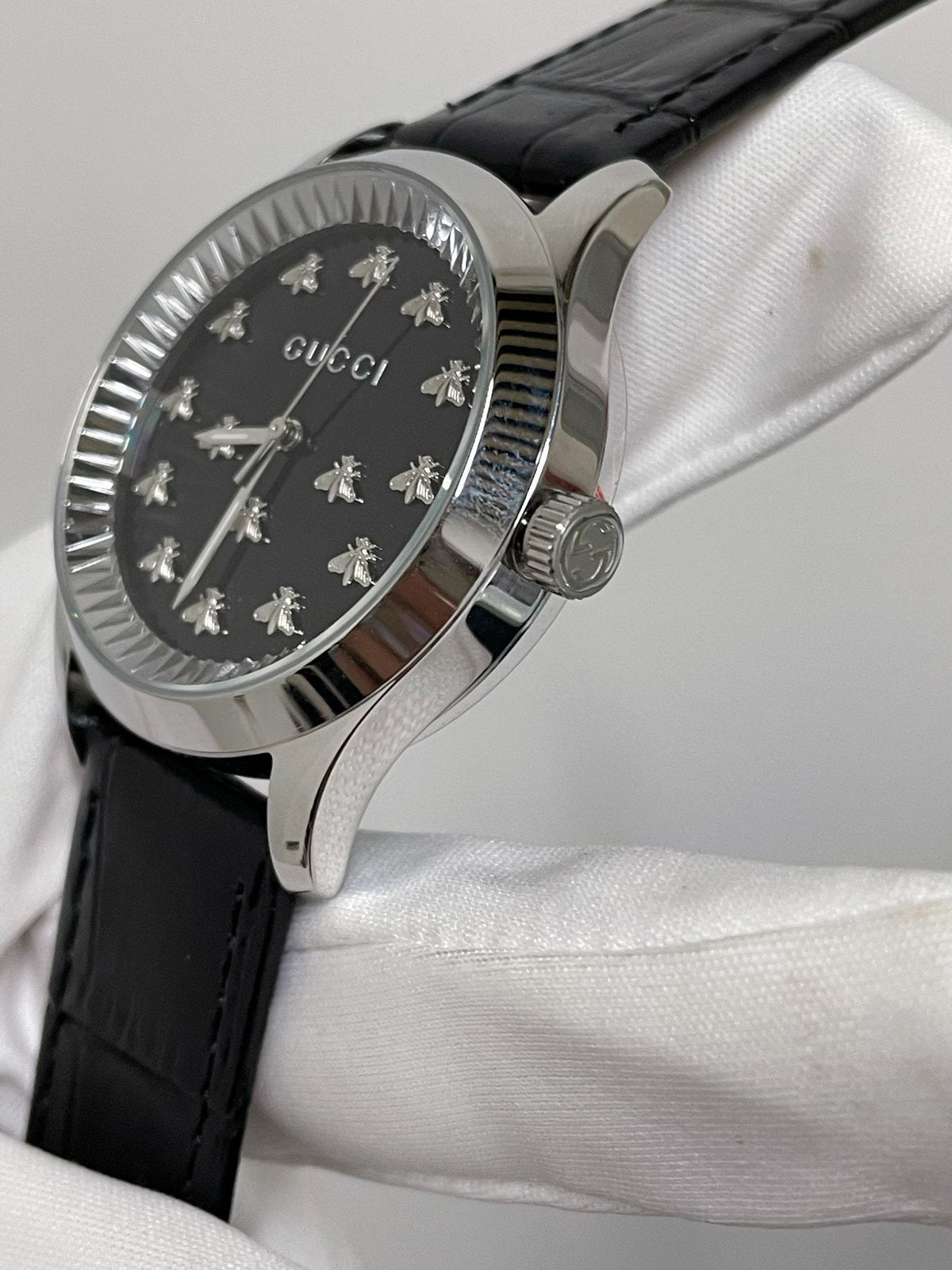 Gucci Black Bee Dial Watch